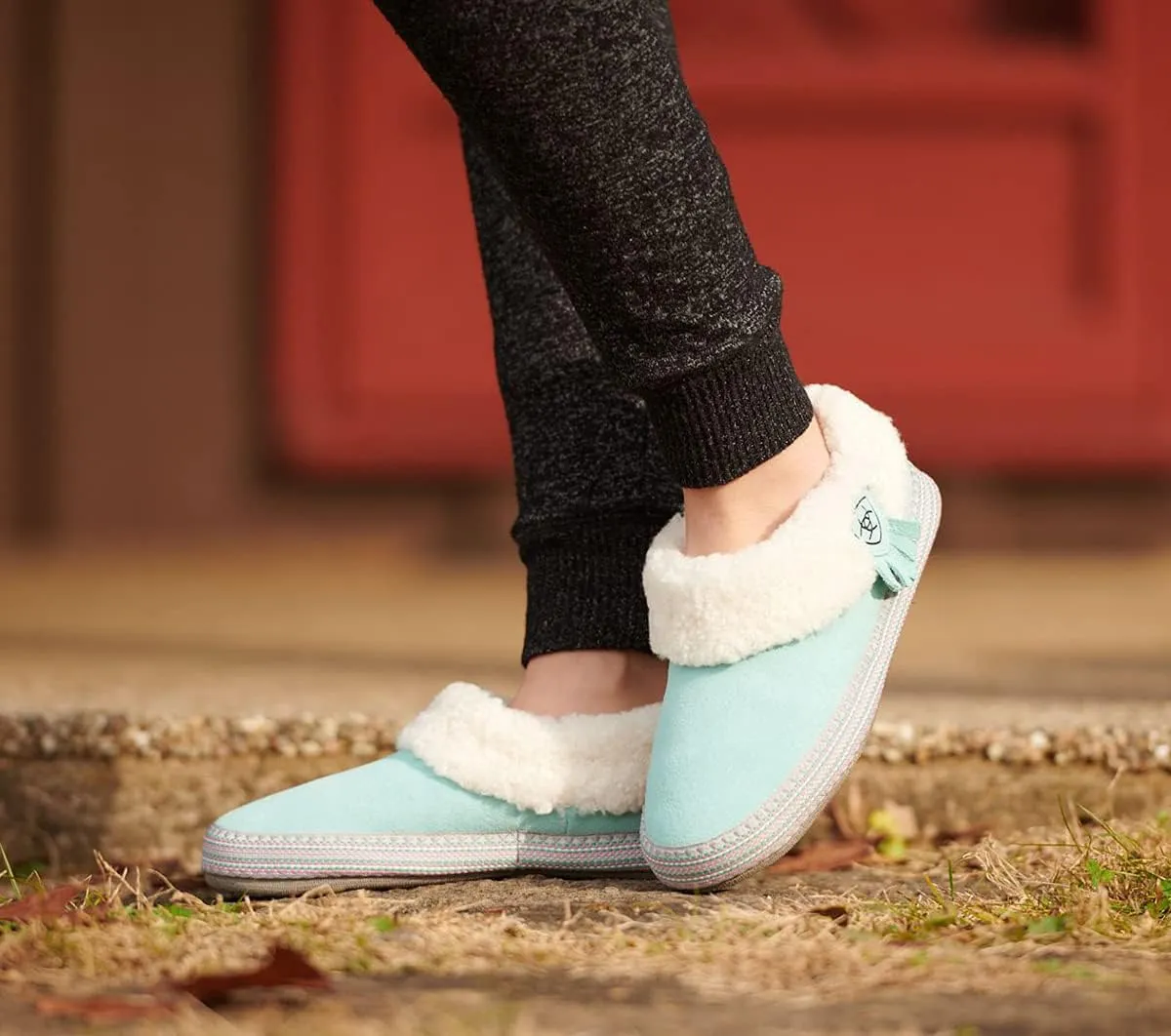 ARIAT Women's Warm Indoor & Outdoor Rubber Outsole Slip-on Melody Slippers