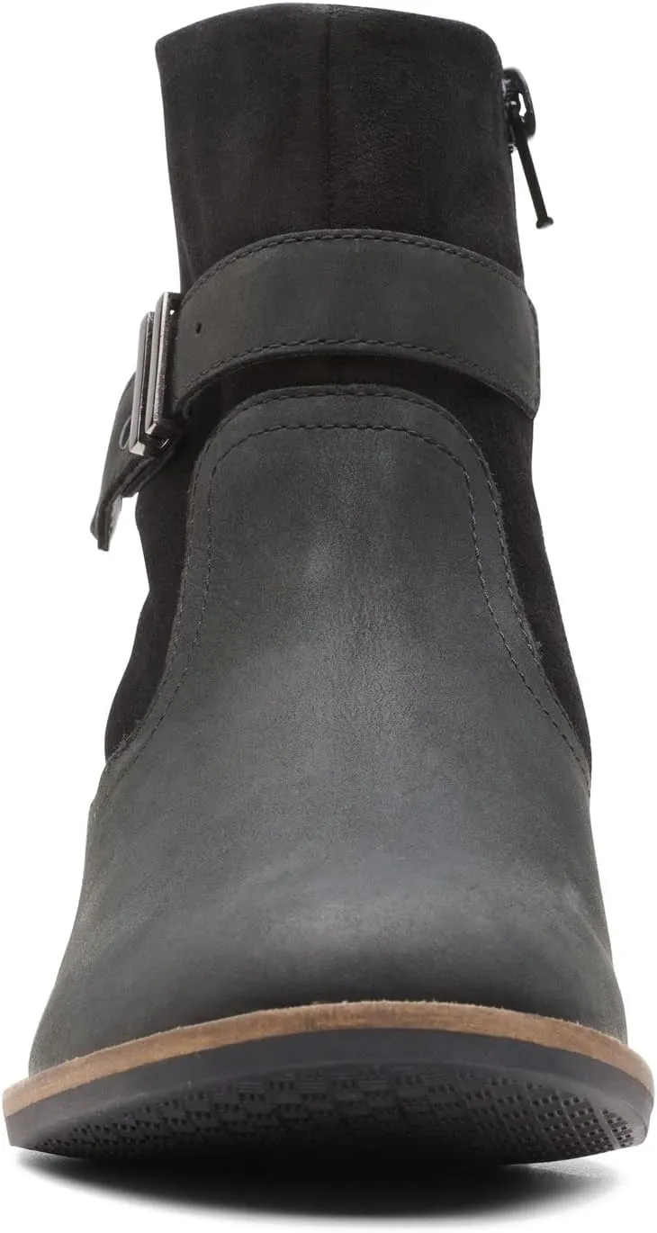 Clarks Women's Camzin Strap Fashion Boot