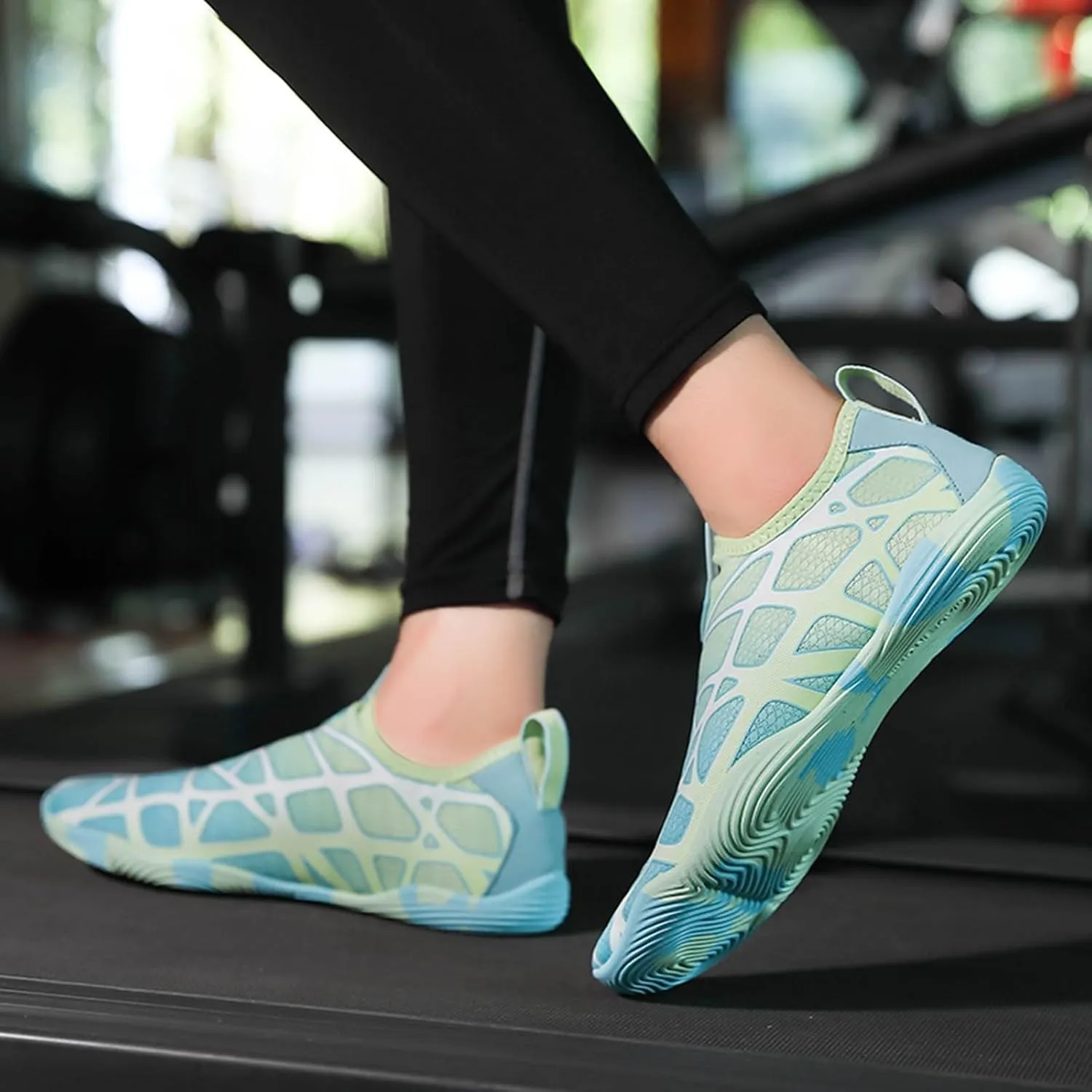 Couples Walking Outdoor Sports Non Slip Beach Fishing Shoes Men's and Women's Mountaineering Sneaker Boots for Women