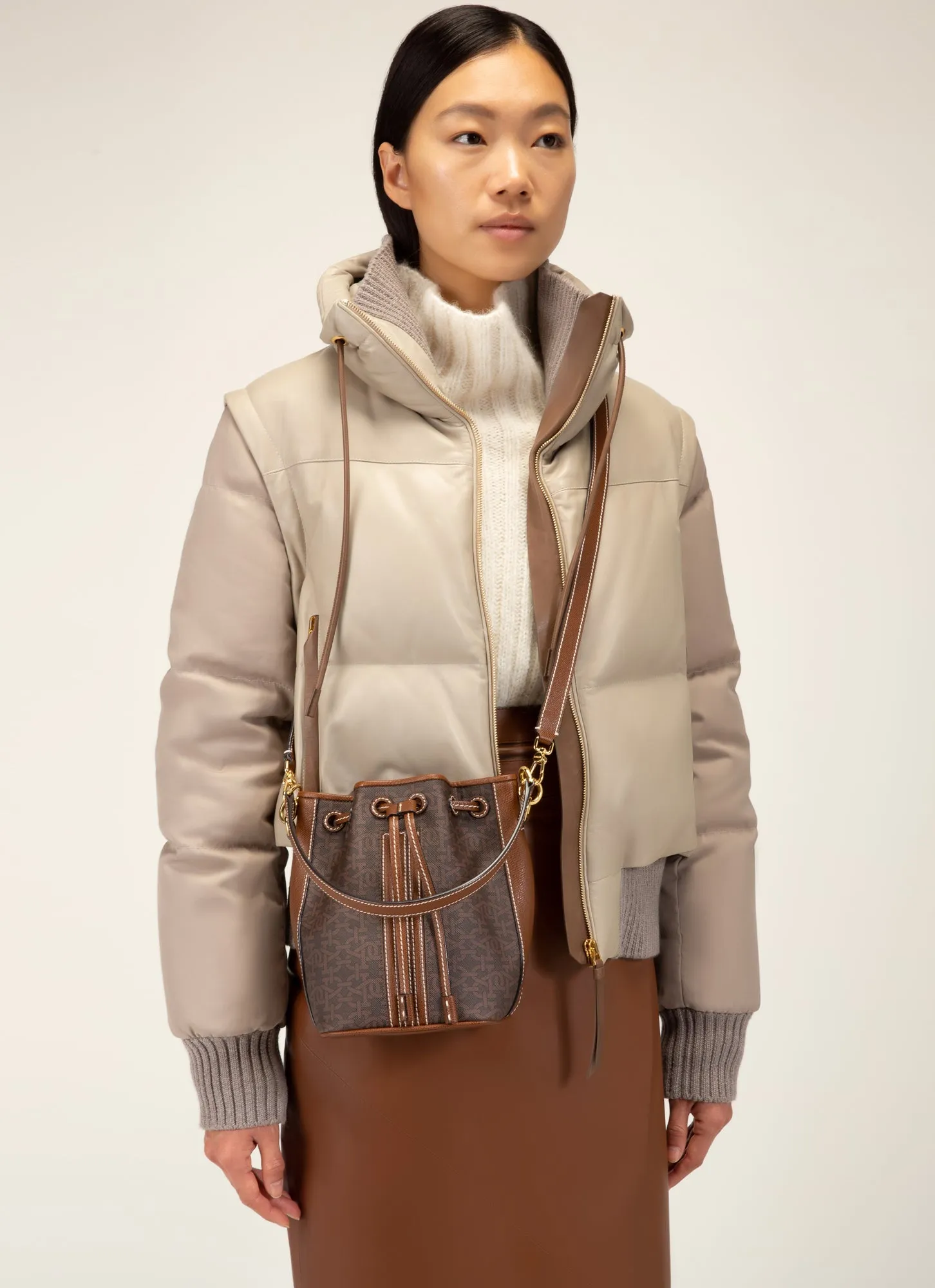 Donae - Bucket Bag