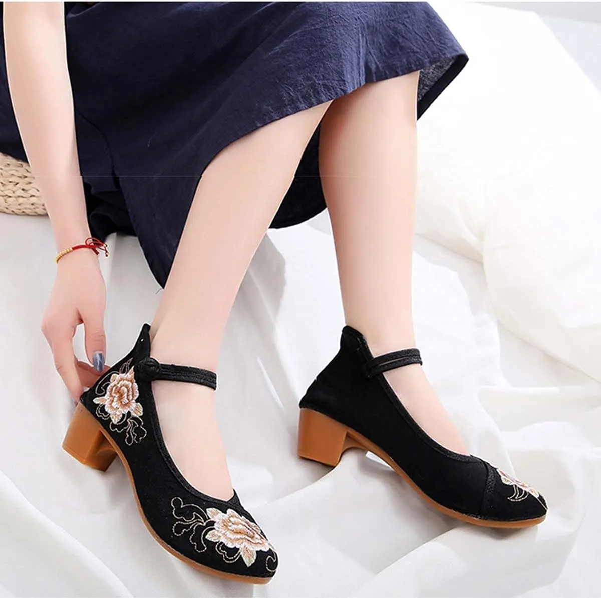JOEupin Women Chinese Embroidered Flower Flat Bridal Mary Jane Ballet Shoes