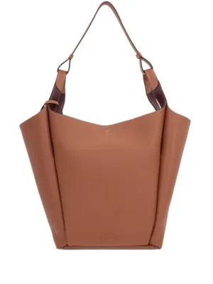 Medium leather bucket bag