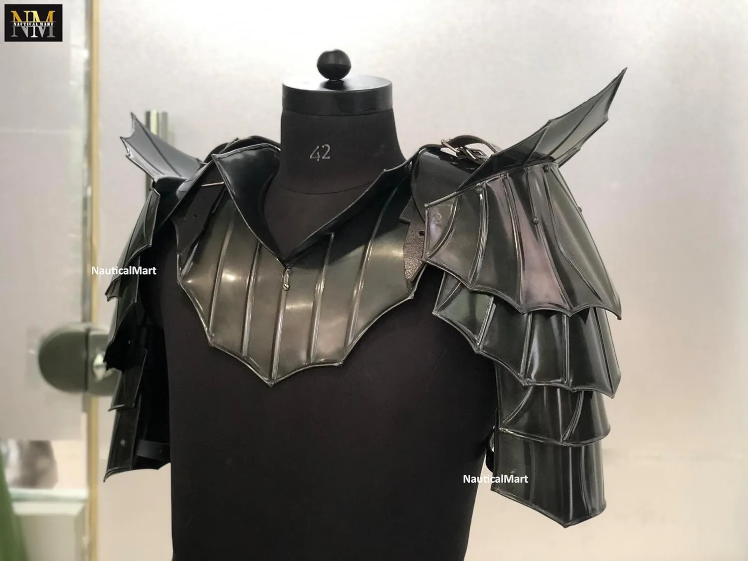 NauticalMart Gothic Warrior Shoulders Armor - Pair of Armor Pauldrons with Gorget, Fantasy Knight LARP Clothing, Medieval Halloween Costume