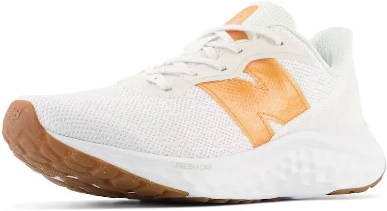 New Balance Women's Fresh Foam Arishi V4 Running Shoe, Sea Salt/Orange Fuzz, 7.5 Wide