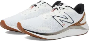 New Balance Women's Fresh Foam Arishi V4 Running Shoe, White/Tobacco, 5