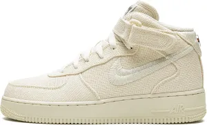 Nike mens Classic