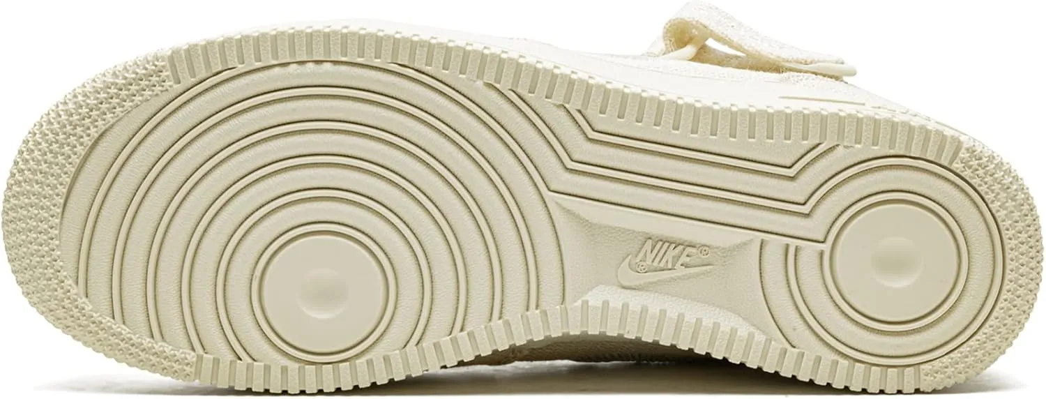 Nike mens Classic