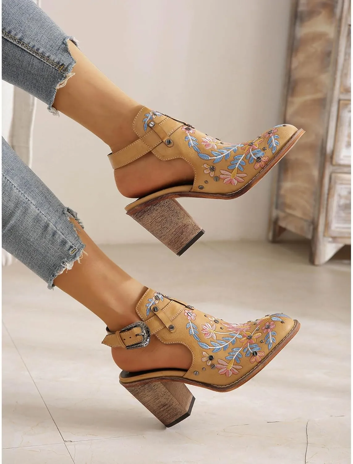 Unimaglif Womens Embroidered Leather Chunky High Heels Block Heeled Sandals With Ankle Strap Closed Toe