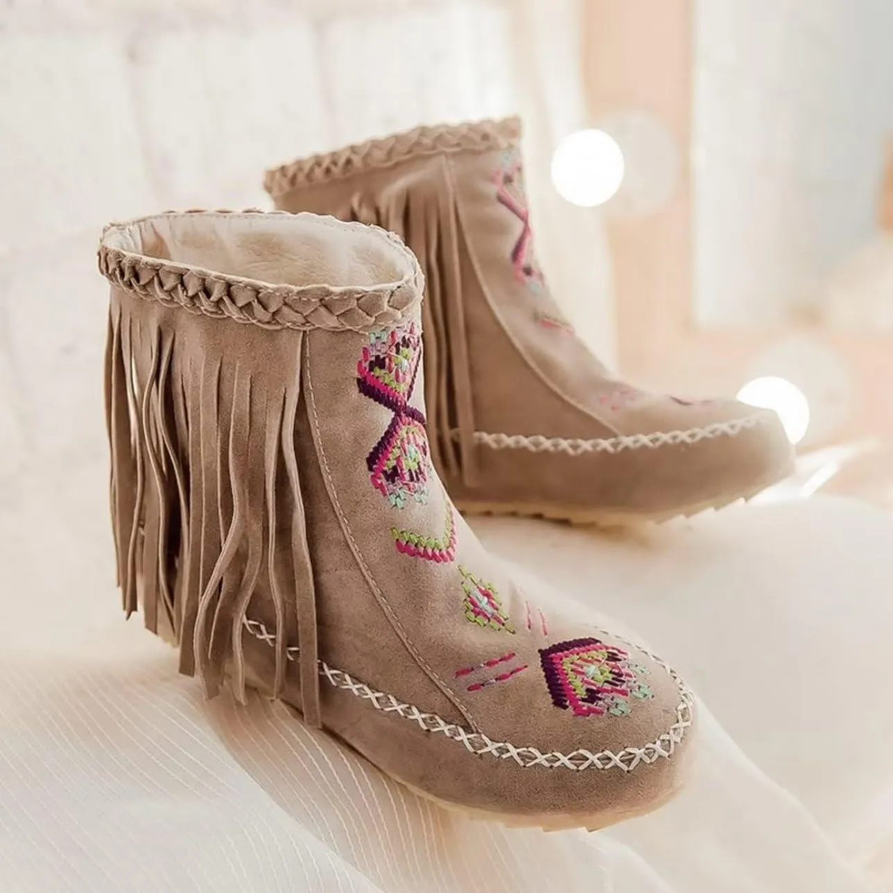 Women's Retro Fringe Moccasin Boots Low Heel Ankle Boots Slip On Comfy Warm Classic Booties